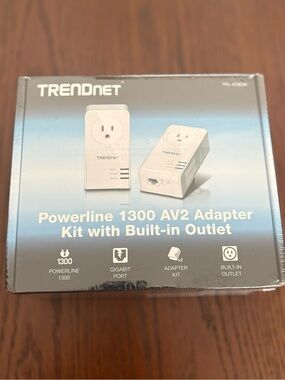Powerline 1300 AV2 Adapter with Built-in Outlet Adapter Kit
